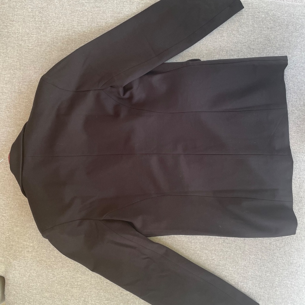 New Encircled Boyfriend Blazer - M - Sustainable Canadian Made- NWOT - Picture 5 of 10